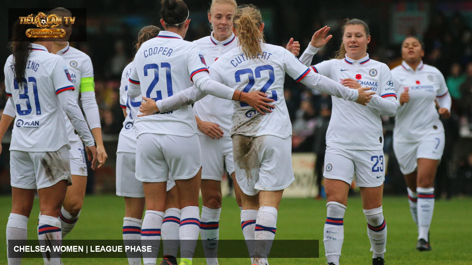 Các cầu thủ Chelsea Women ăn mừng trong ảnh trên tieulamtv